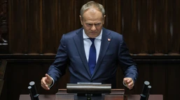 donald tusk w politycznym czyśćcu. brytyjskie media o wotum zaufania d