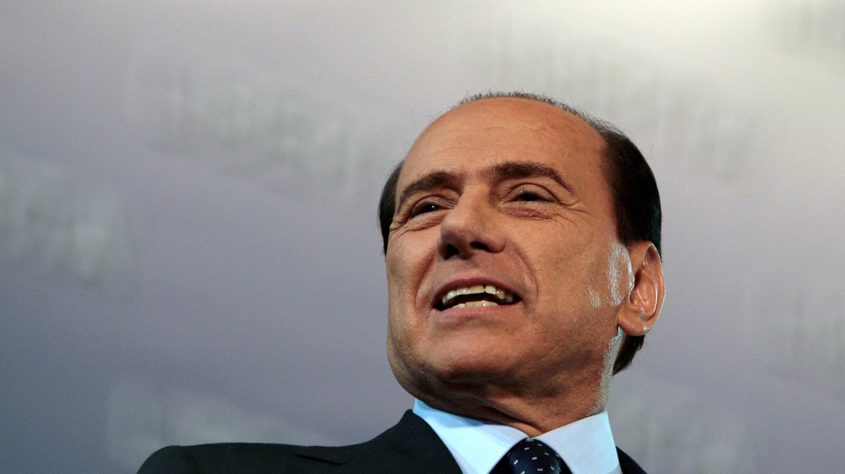 Elkelt Berlusconi villája: egy egyetemi rektor pengette ki a gigantikus vételárat