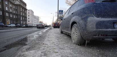 Woda zalała Obozową