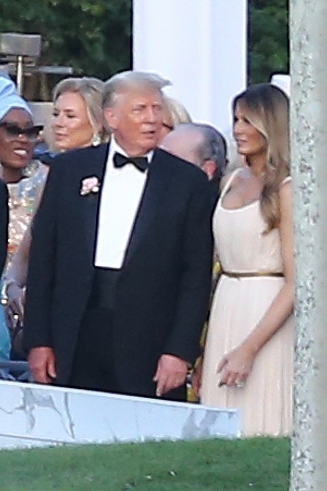 Donald i Melanija Tramp na venčanju Tifani Tramp