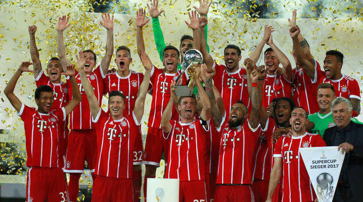 A Bayern München a Dortmundot győzte le büntetőkkel a német Szuperkupáért rendezett meccsen /Fotó: AFP