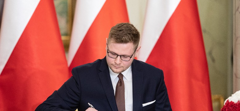 Woś krytykuje promocję LGBT na uczelniach: Zakazać. Gender studies? Antynaukowy bełkot, aberracja
