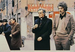 Słynne "Nie oglądaj się teraz" też nakręcą od nowa