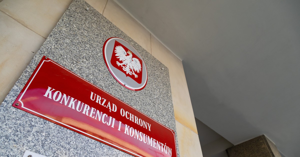 Orange i T-Mobile z zarzutami UOKiK. Chodzi o niejasne podawanie cen