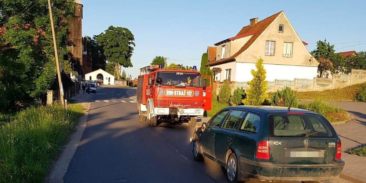 Groźny wypadek na Warmii i Mazurach. Samochód wjechał w dzieci