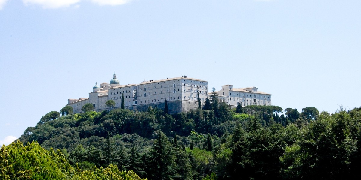 KLASZTOR NA GORZE MONTE CASINO