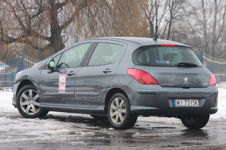 Peugeot 308 kontra Renault Megane: który używany kompakt jest lepszym wyborem?