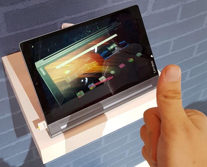 Lenovo Yoga Tab 3 Plus wypada lepiej od modelu bez plusa, czemu daje wyraz nasz berliński wysłannnik