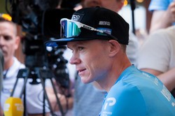 Chris Froome z powodu COVID-19 wycofał się Tour de France