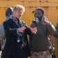 Na planie filmu „Tenet: scenarzysta i reżyser Christopher Nolan oraz John David Washington