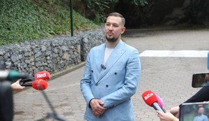 Uroš Živković krsti sina