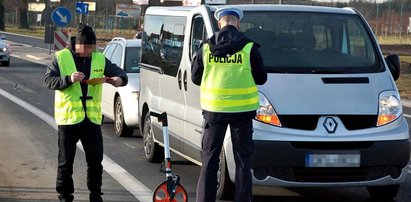 Był pijany, potrącił go bus. Walczy o życie