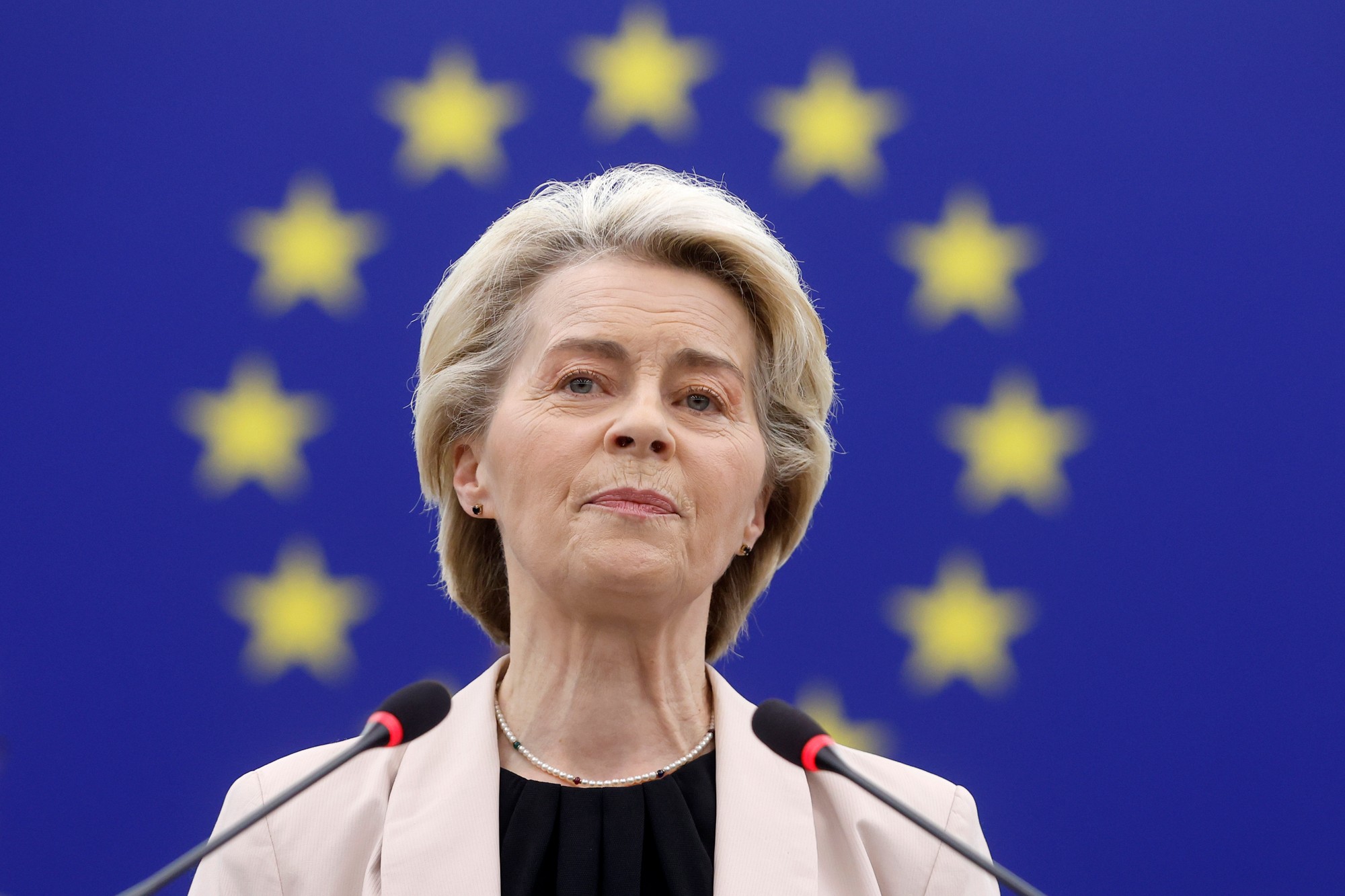 Európsky parlament odsúhlasil novú Európsku komisiu.