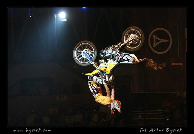 DIVERSE Night of the Jumps - fotografował Artur Bysiek