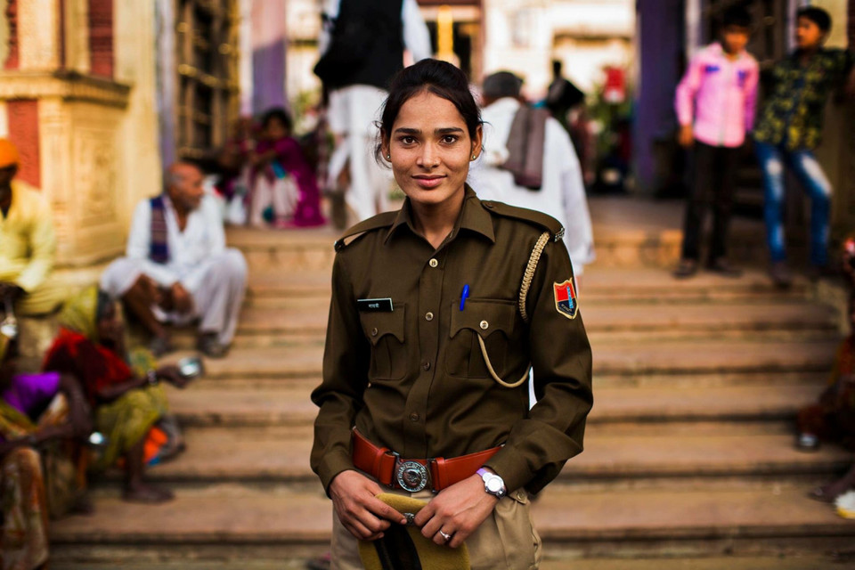 Policjantka, Indie