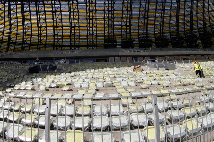 PGE Arena Gdańsk. W poniedziałek PZPN zadecydował, że mecz Polska – Francja, który 9 czerwca miał zainaugurować otwarcie PGE Arena w Gdańsku, musi zostać przeniesiony na warszawski stadion Legii