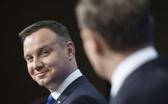 'SE': Duda wygrywa z Tuskiem w sondażu prezydenckim