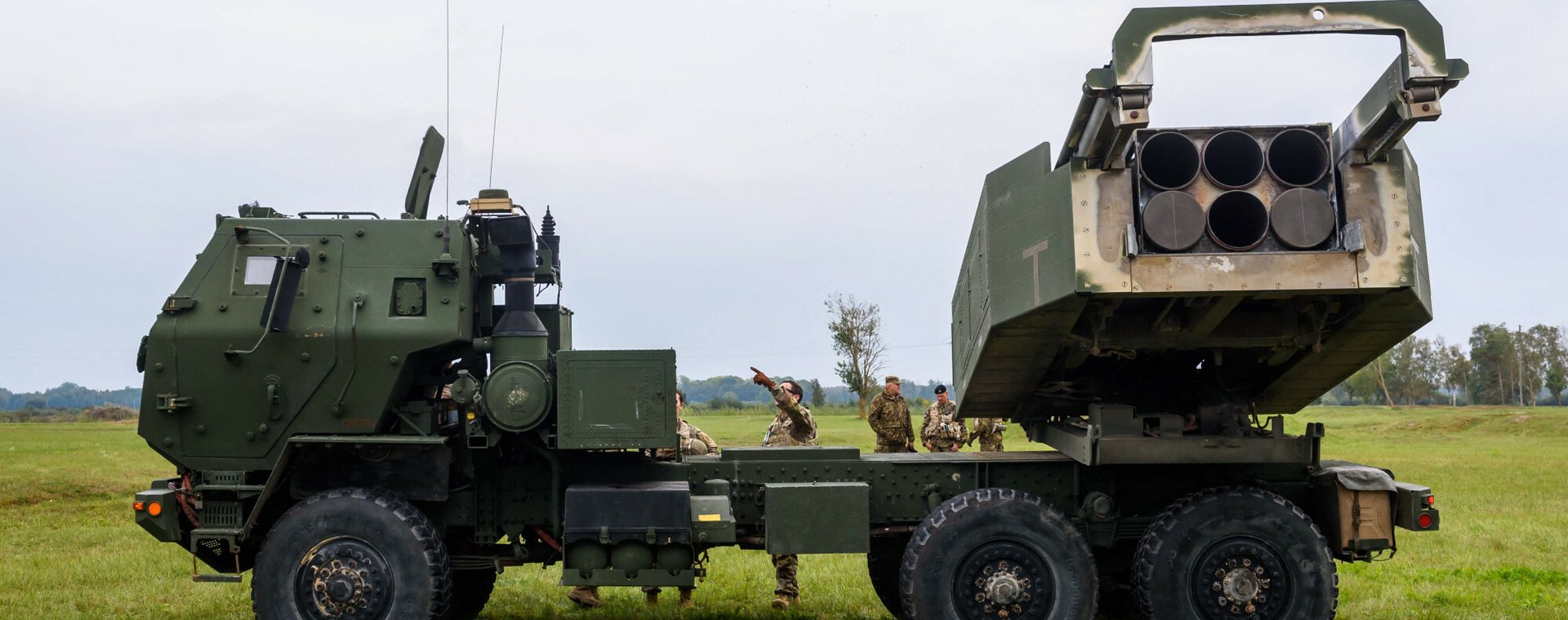 Zestaw HIMARS w czasie ćwiczeń wojskowych w Łotwie we wrześniu 2022 r. 