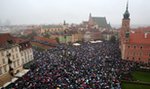 "Jarosław, kobiety zostaw": "czarny protest" w Warszawie