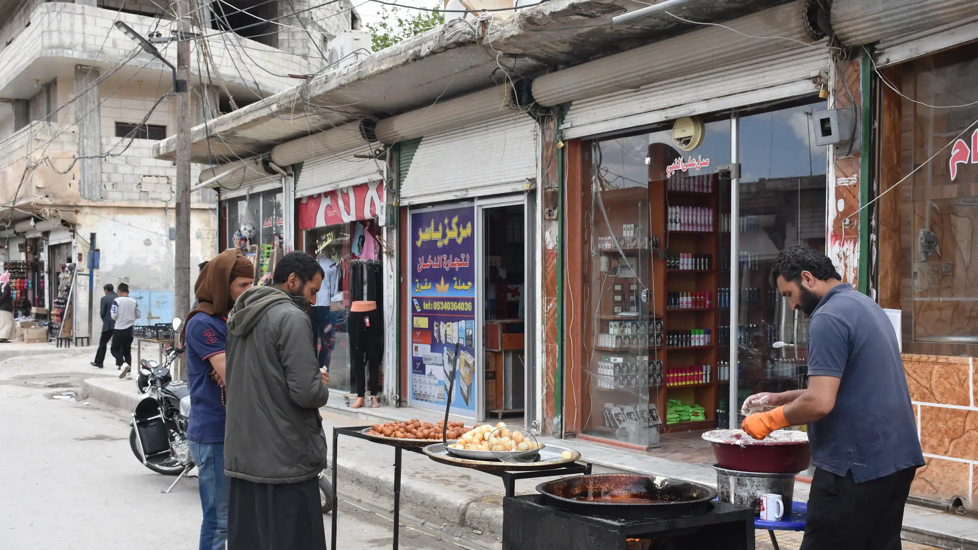 Uchodźcy dostają pieniądze na powrót do Syrii. Organizacje mówią o "funduszu śmierci"