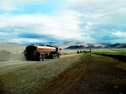 Kamazem i motocyklami po Mongolii