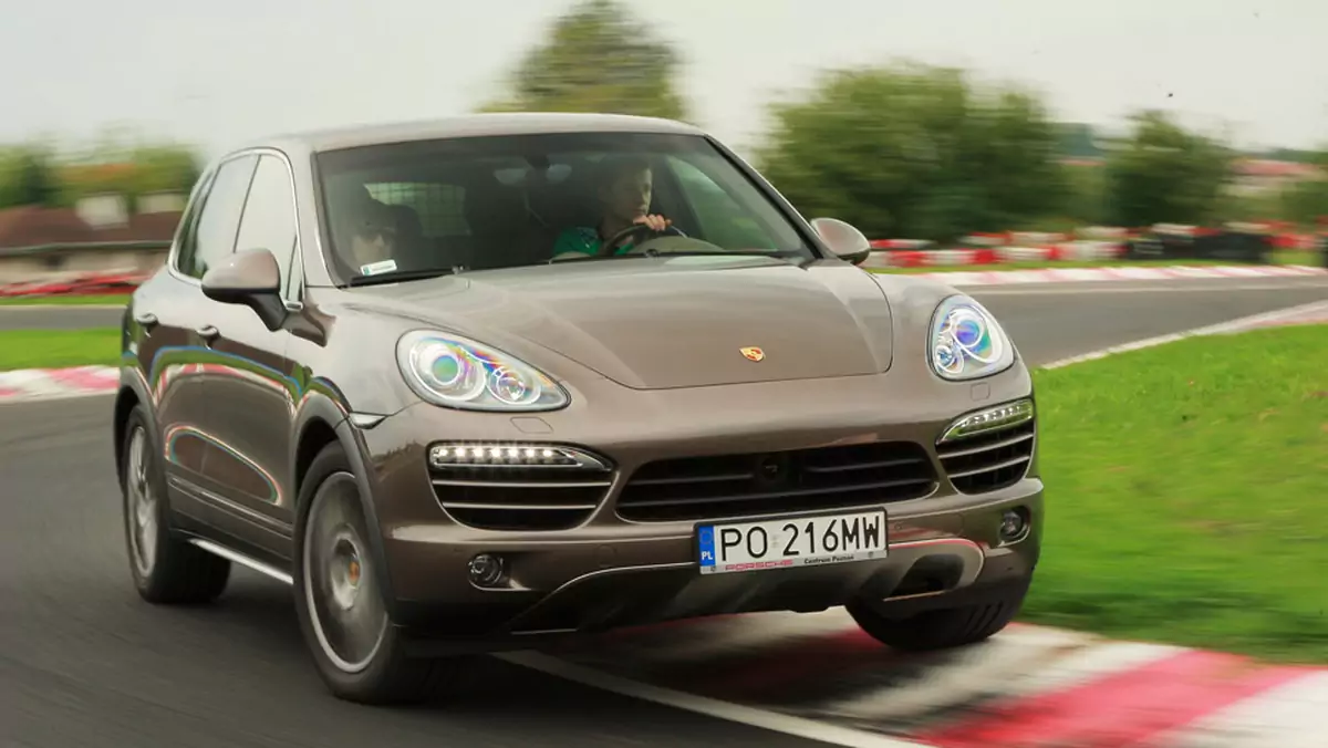 Porsche Cayenne Diesel: Nowa twarz, znajomy diesel