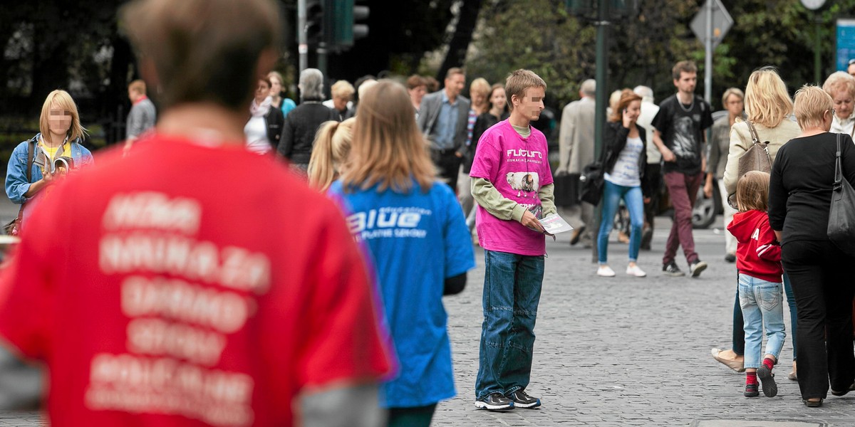 Przepisy o minimalnej stawce godzinowej obejmą m.in. osoby wykonujące dorywcze prace na umowę-zlecenie