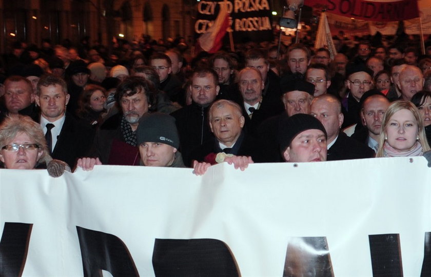 Jarosław Kaczyński składa życzenia i zaprasza na...