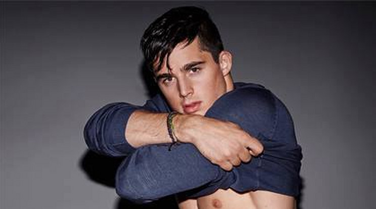 Pietro Boselli a modellkedés mellett matekot tanít /Fotó: Facebook