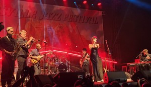 Bend Amy Winehouse na Nišvilu