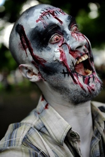 ZOMBIE WALK