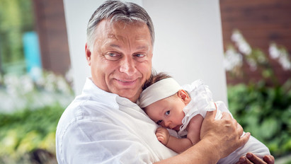 Megkeresztelték Orbán Viktor unokáját – Exkluzív fotó!
