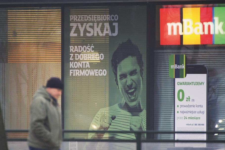 Decyzja Credit Agricole rodzi pytania dotyczące losów jego polskiego banku, mającego 35 mld zł aktywów i będącego 11. pod względem wielkości w Polsce – czytamy w „Rzeczpospolitej”