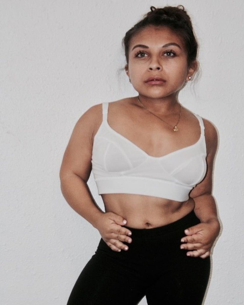 Низкорослые люди. Юные карлики. Красивые девушки карлики. Верн тройер рост. Дрю преста рост.