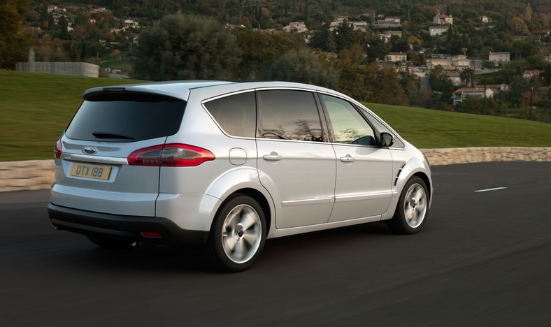 Ford S-Max 2.0 SCTi: Lepsze nadal wrogiem dobrego