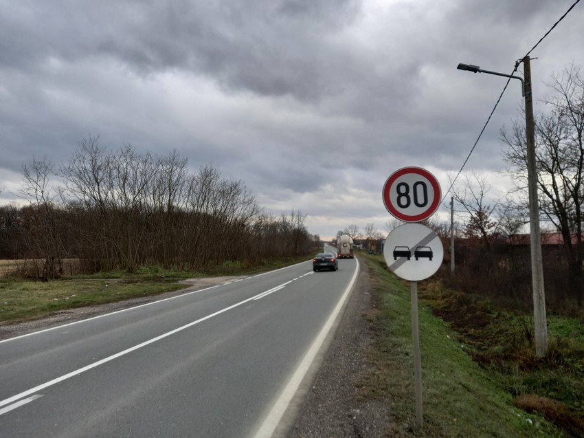 Ograničenje je 80 km/h koje malo ko poštuje 