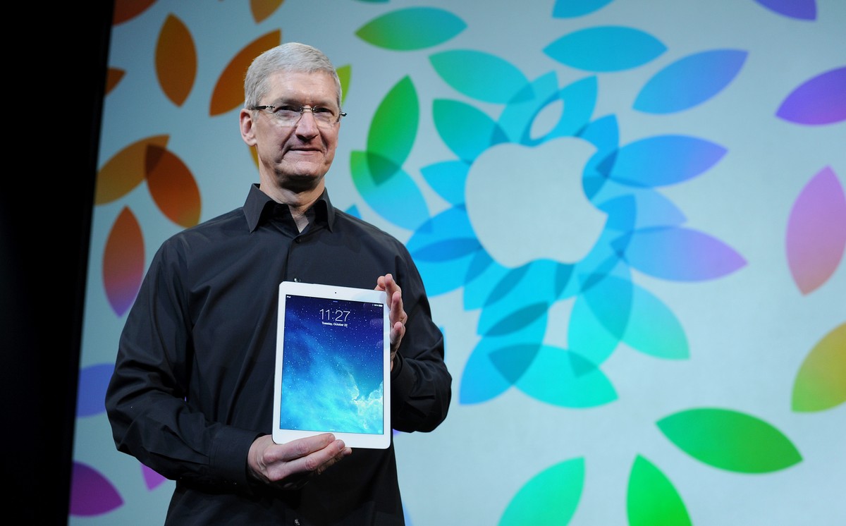 Tim Cook, szef firmy Apple: obrońca wolności czy biznesu?