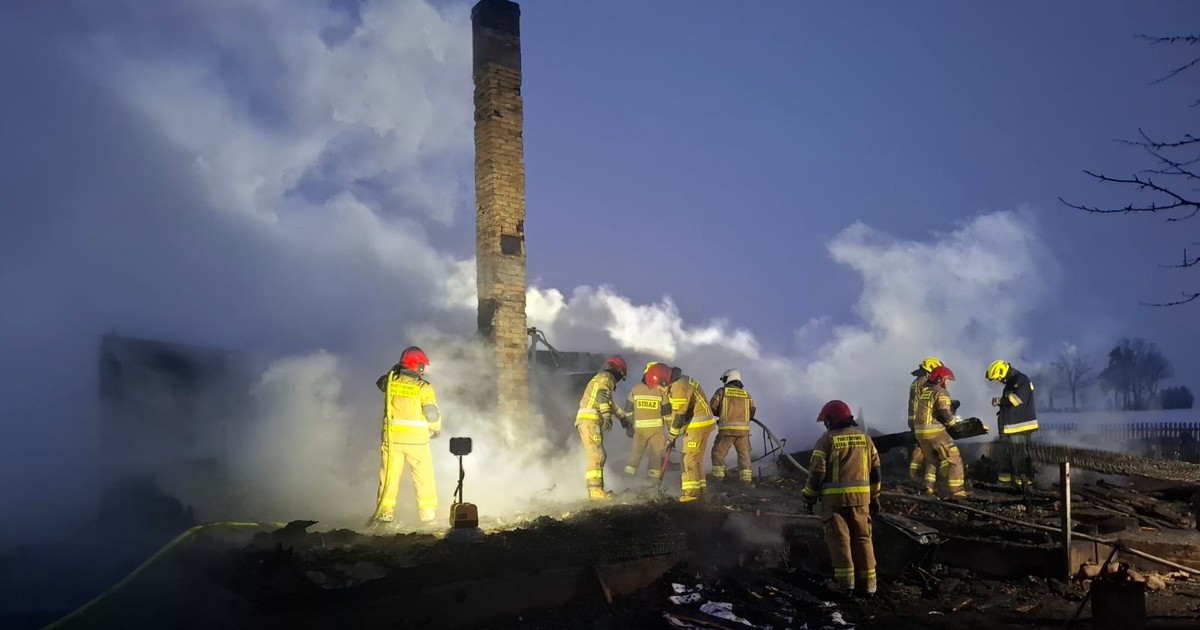 Płomienie pojawiły się w środku nocy. Zginęła matka i jej 11-letni syn