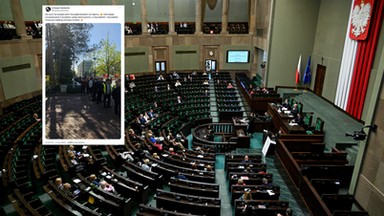 Duże zainteresowanie debatą na temat aborcji. Przed Sejmem ustawiła się kolejka