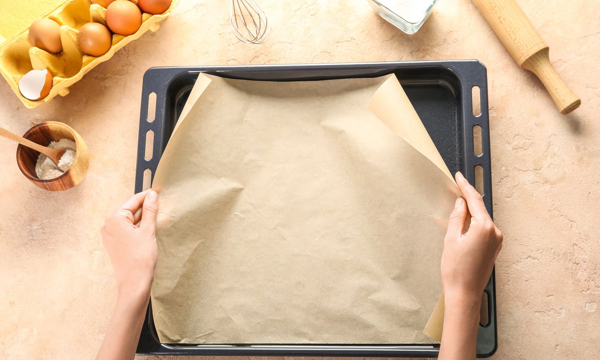 Ten błąd robimy, używając papieru do pieczenia. Staje się wtedy toksyczny