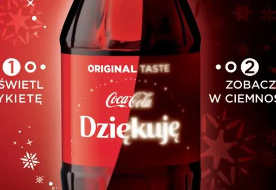 Świąteczne butelki Coca-Coli z niespodzianką. Najlepiej pić z nich nocą