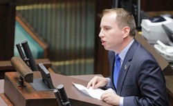 PO chce wyjaśnień od Ziobry. "Jak to się dzieje, że w sprawie, w którą zamieszany jest Andruszkiewicz giną akta"