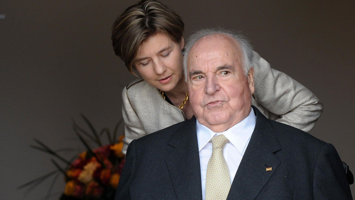 Former German chancellor Helmut Kohl dies aged 87