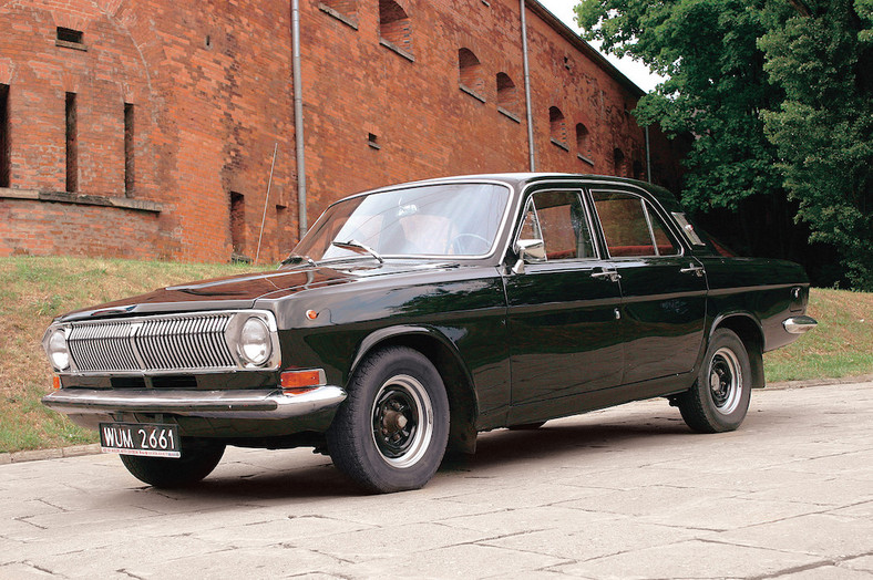 5. GAZ M24 Wołga i pochodne: 42 lata (1968-2010)