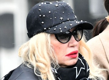 "Počupao me je, a ja sam ga udarila u cevanicu" Nada Topčagić ne može da prežali OKRŠAJ SA KOLEGOM:"Kad je umro otišla je moja mladost sa njim"