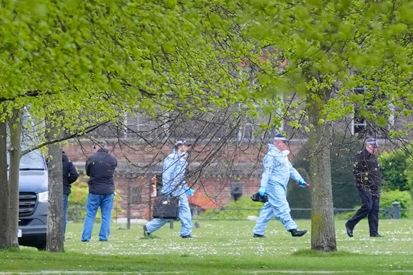 PANIKA U LONDONU! Dronovi sa "radioaktivnim i kancerogenim materijalima" poslati na ambasadu Izraela: Policija zatvorila ovaj deo grada