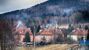 Przegląd kominiarski - co ile w domu jednorodzinnym? Czy jest obowiązkowy? Czy musi być protokół od kominiarza?