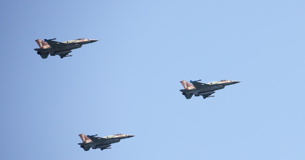 Polacy są za zestrzeliwaniem rosyjskich samolotów nad NATO? Wyniki sondażu mówią same za siebie