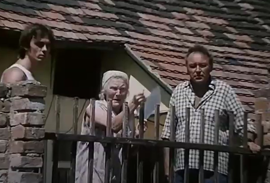 Režisér obsadil do Slunce, seno oboch rodičov - otec si zahral starého Škopka.