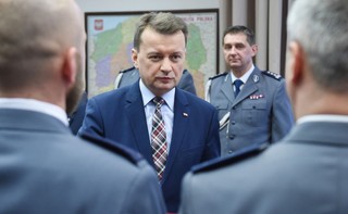 Błaszczak o ostrzale konsulatu w Łucku: nie można bagatelizować żadnych podejrzeń